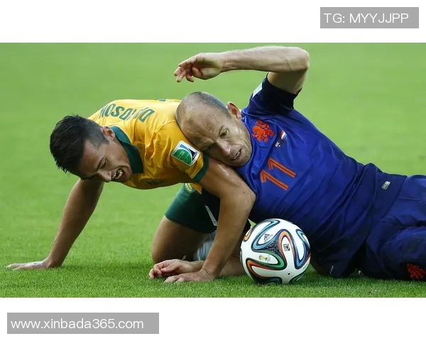 与足球明星的浪漫爱情故事:从绿茵场到心灵深处的甜蜜旅程