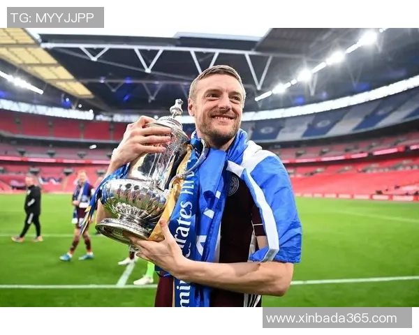 足球明星的魅力与传奇人生探讨与感悟